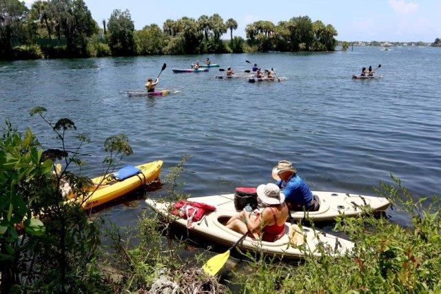 2 Kayakes-Kings-Bay-Shore-scaled